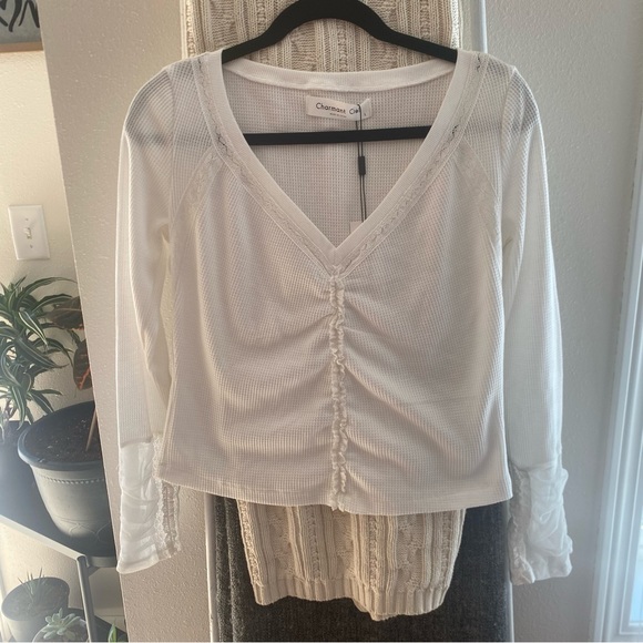 Charmant Ciel Top - Picture 1 of 6